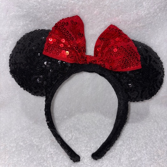 Disney Accessories - Disney Minnie Mouse Women’s Ear Headband with sequins